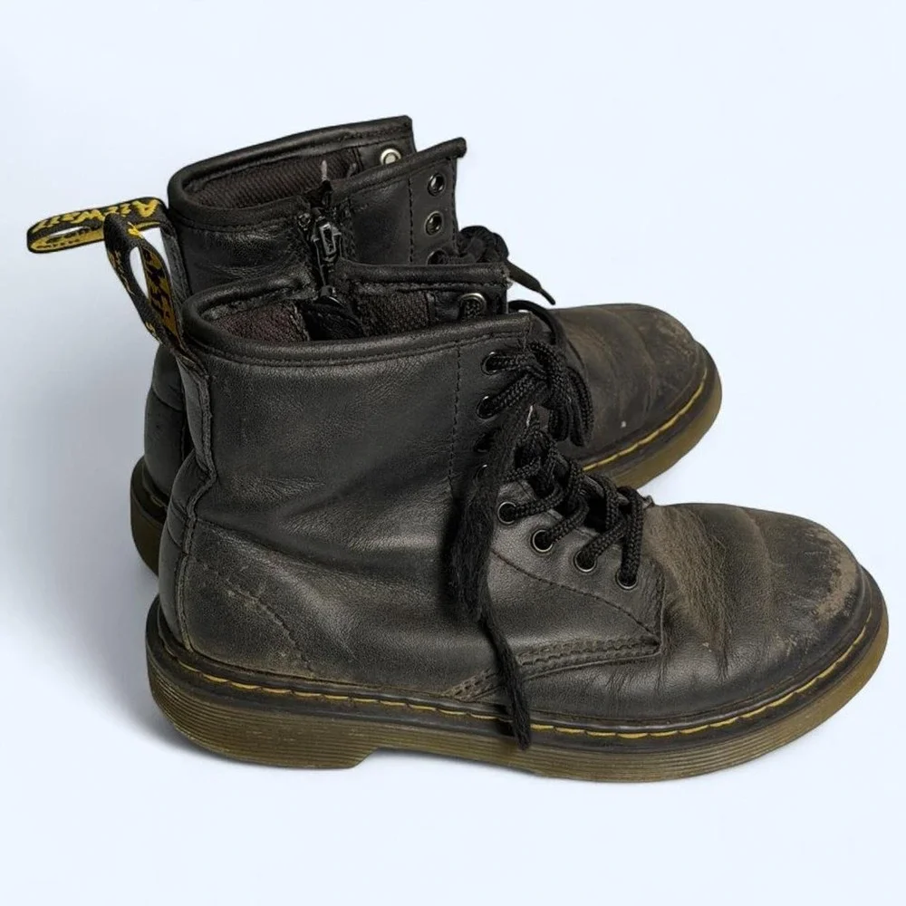 Dr. Martens 1460 Juniors/ Kids Size 2 Black Leather Boots Grunge Alternative